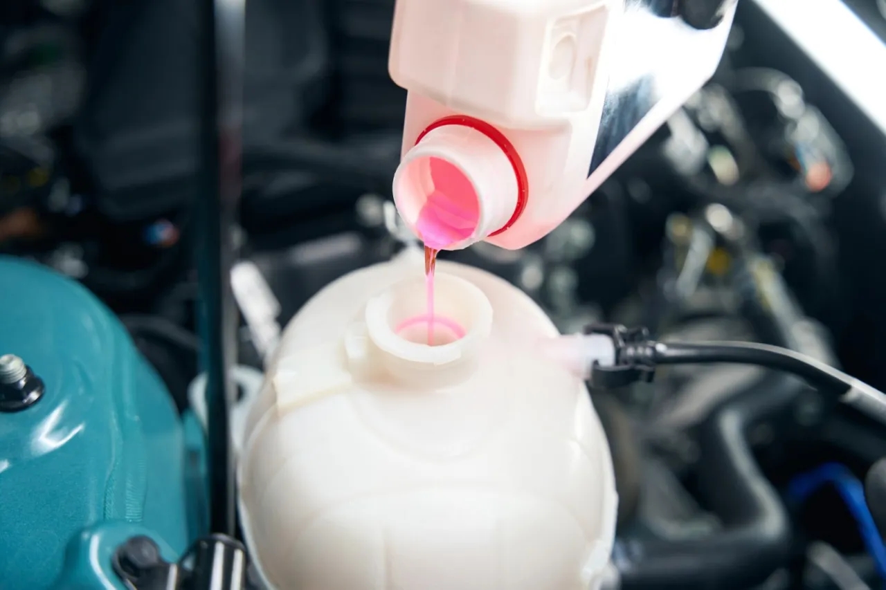 Jaki płyn do chłodnicy Laguna 2? Wybierz najlepszy dla swojego auta