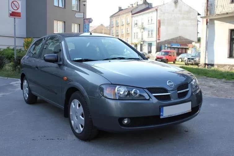 Pojemność baku Nissan Almera N16 – co musisz wiedzieć przed zakupem