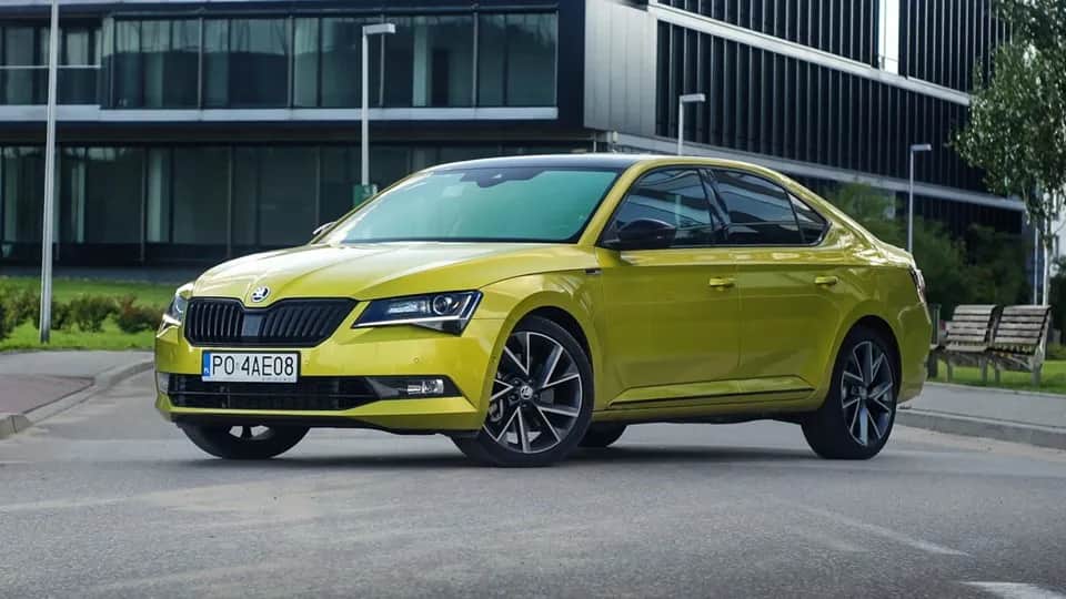 Skoda Superb pojemność baku: fakty, które mogą Cię zaskoczyć